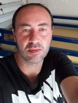 Profil de Eddy, un homme célibataire de 45 ans à Paris