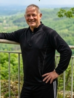 Profil de Gerald, un homme célibataire de 50 ans à Lons-le-Saunier