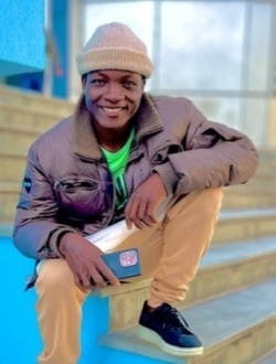 Profil de Mandela, un homme célibataire de 28 ans à Yaoundé