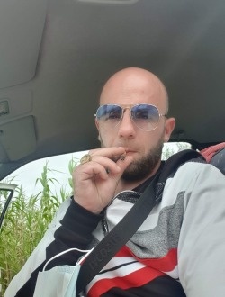 profile picture 0