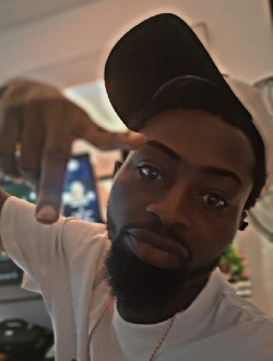 Profil de Kelly, un homme célibataire de 35 ans à Flint