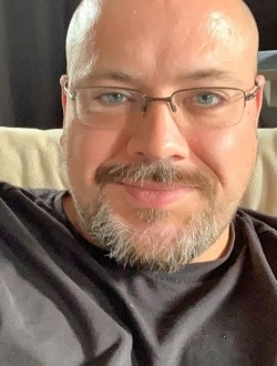 Profil de Xavier, un homme célibataire de 49 ans à Messancy