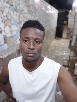 Profil de Zlatan, un homme célibataire de 24 ans à Yaoundé