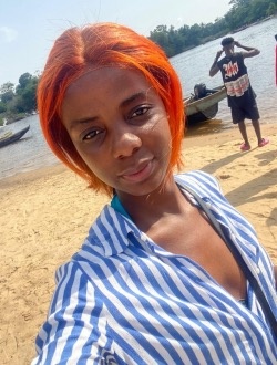 Profil de Millie Laure, une femme célibataire de 31 ans à Yaoundé