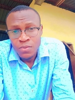 Profil de Zinic, un homme célibataire de 34 ans à Yaoundé