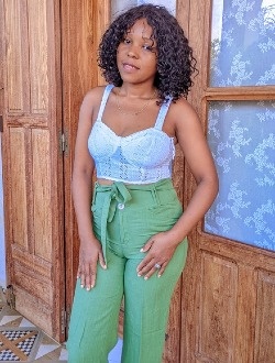 Profil de Canizia, une femme célibataire de 30 ans à Antalaha