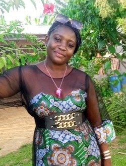 Profil de Milena, une femme célibataire de 23 ans à Yaoundé