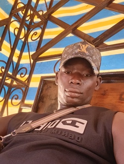 Profil de Julien, un homme célibataire de 25 ans à Ouagadougou