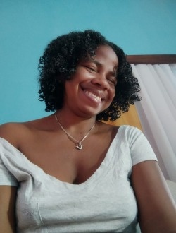 Profil de Violetta, une femme célibataire de 35 ans à Ambavala-Ambilobe