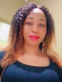 Profil de Amandine, une femme célibataire de 32 ans à Yaoundé