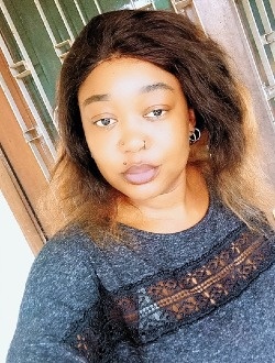 Profil de Marelle, une femme célibataire de 36 ans à Douala