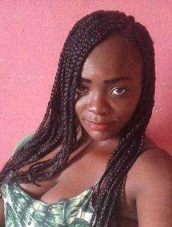 Profil de Stella, une femme célibataire de 38 ans à Douala