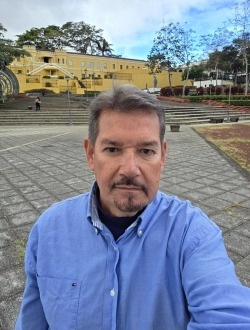 Profil de Julian, un homme célibataire de 63 ans à Sarasota