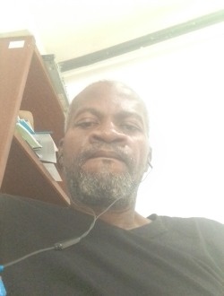 Profil de Herve, un homme célibataire de 47 ans à Yaoundé