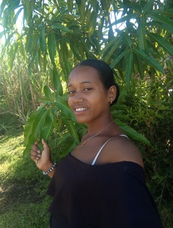 Profil de Sayna, une femme célibataire de 22 ans à Sambava