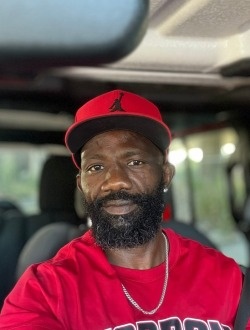 Profil de Momo, un homme célibataire de 46 ans à Montréal-Nord