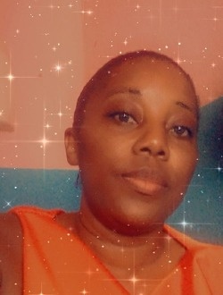 Profil de Élise, une femme célibataire de 39 ans à Douala