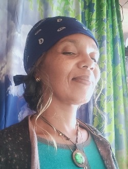 Profil de Vololona, une femme célibataire de 50 ans à Alarobia-Antanamalaza