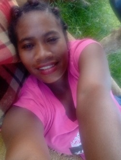 Profil de Livinaj, une femme célibataire de 37 ans à Toamasina