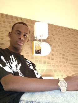 Profil de Yon Ali, un homme célibataire de 23 ans à Bruxelles