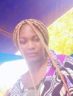 Profil de Fraichline, une femme célibataire de 23 ans à Cotonou