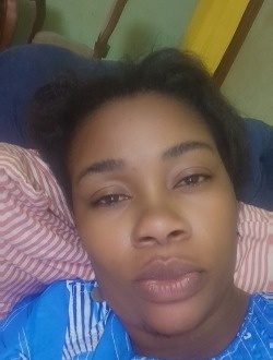 Profil de Danielle, une femme célibataire de 36 ans à Yaoundé