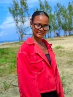 Profil de Adèle, une femme célibataire de 23 ans à Toamasina