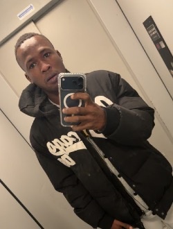 Profil de Salya, un homme célibataire de 28 ans à Vittoria