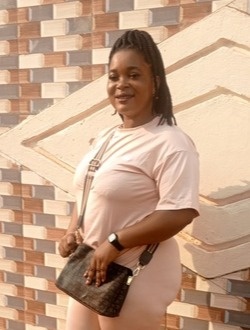 Profil de Louisette, une femme célibataire de 34 ans à Yaoundé