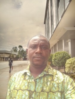 Profil de Prince, un homme célibataire de 34 ans à Abidjan