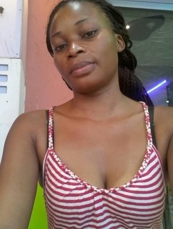 Profil de Iris, une femme célibataire de 37 ans à Yaoundé