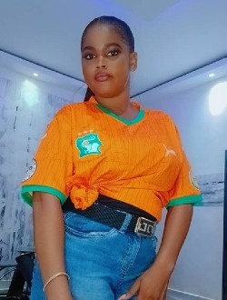 Profil de Binta, une femme célibataire de 29 ans à Abidjan