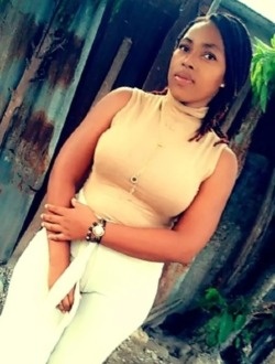 Profil de Sandou, une femme célibataire de 29 ans à Les Cayes