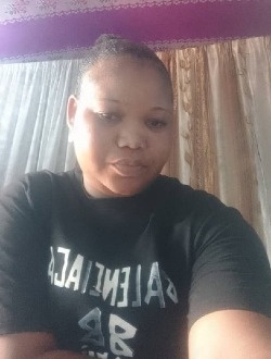 Profil de Aimé, une femme célibataire de 30 ans à Lomé