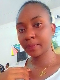 Profil de Marie, une femme célibataire de 29 ans à Bujumbura