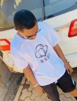 Profil de John, un homme célibataire de 27 ans à Lubumbashi