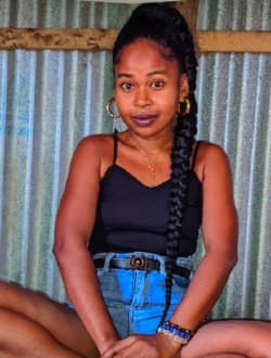Profil de Christiaanah, une femme célibataire de 32 ans à Antalaha
