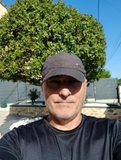 Profil de Fred, un homme célibataire de 48 ans à Brest