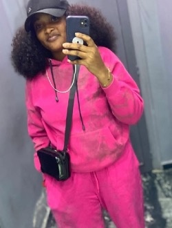 Profil de Ange, une femme célibataire de 30 ans à Douala