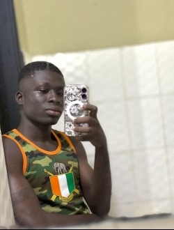 Profil de Christ, un homme célibataire de 24 ans à Abi
