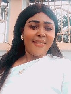 Profil de Chacha, une femme célibataire de 37 ans à Kinsa
