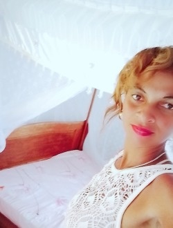 Profil de Léontine, une femme célibataire de 32 ans à Andapahely