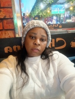 Profil de Michou, une femme célibataire de 44 ans à Yaoundé
