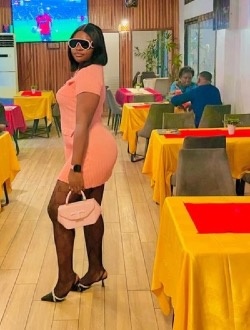 Profil de Renette, une femme célibataire de 25 ans à Douala