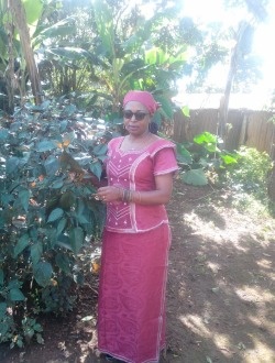 Profil de Valerie, une femme célibataire de 57 ans à Bafoussam