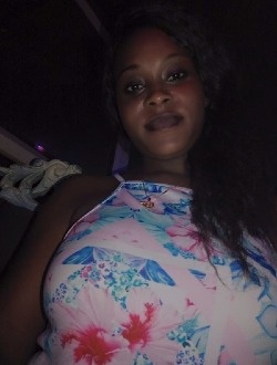 Profil de Darling, une femme célibataire de 33 ans à Douala