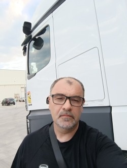 Profil de Alex, un homme célibataire de 52 ans à Palermo