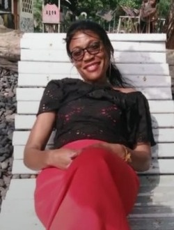 Profil de Belise, une femme célibataire de 48 ans à Yaoundé