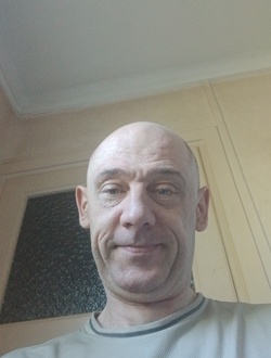 Profil de Yannick, un homme célibataire de 46 ans à Loos