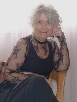 Profil de Marie, une femme célibataire de 74 ans à Saint-Eustache